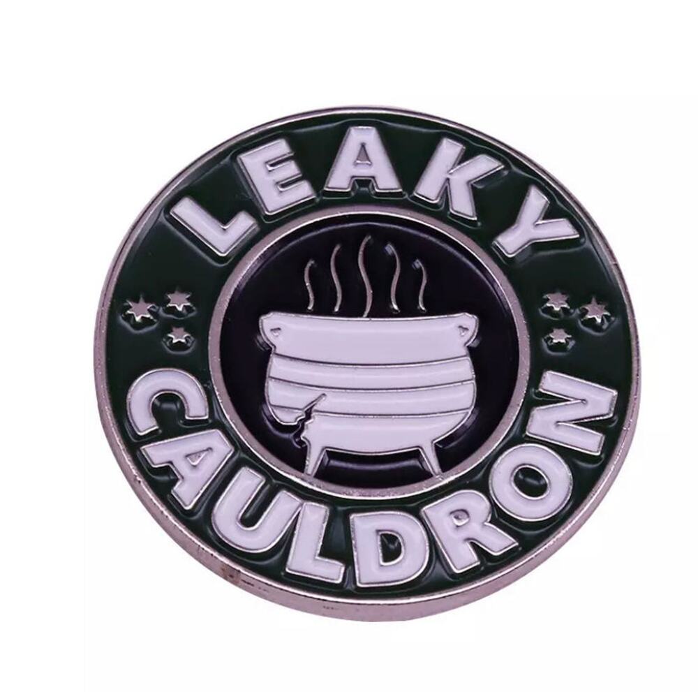 Harry Potter Leaky Cauldron The Bar Enamel Pins 181